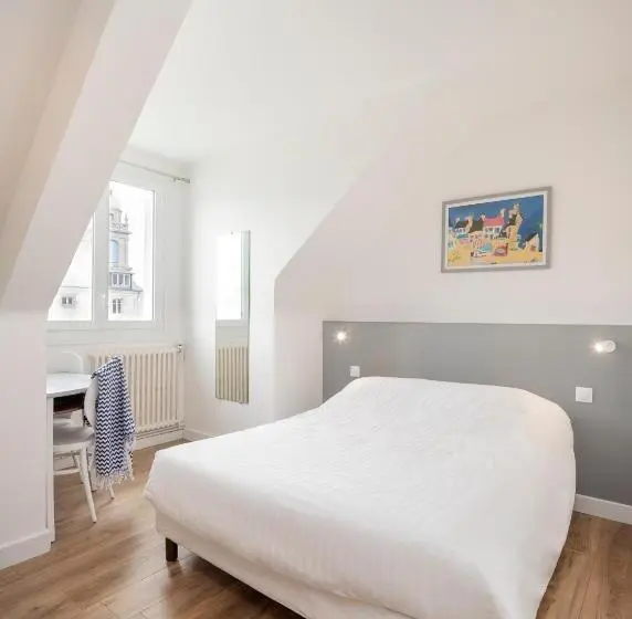 スタンダードルーム, Hôtel Spa De La Citadelle Lorient