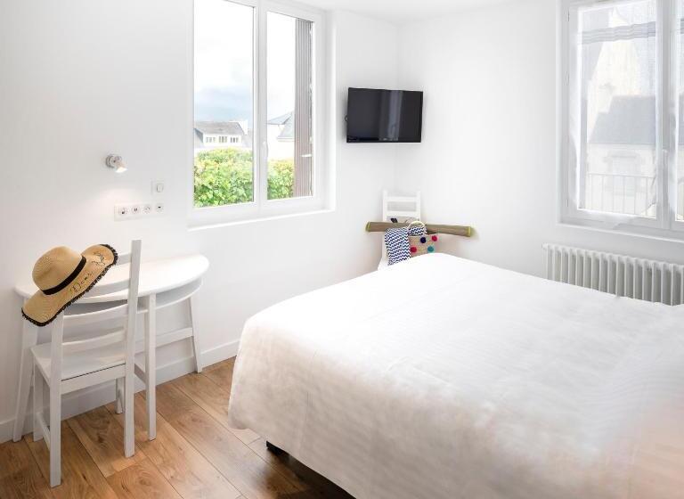 Номер Superior, Hôtel Spa De La Citadelle Lorient