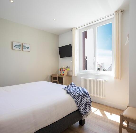 Номер Superior, Hôtel Spa De La Citadelle Lorient