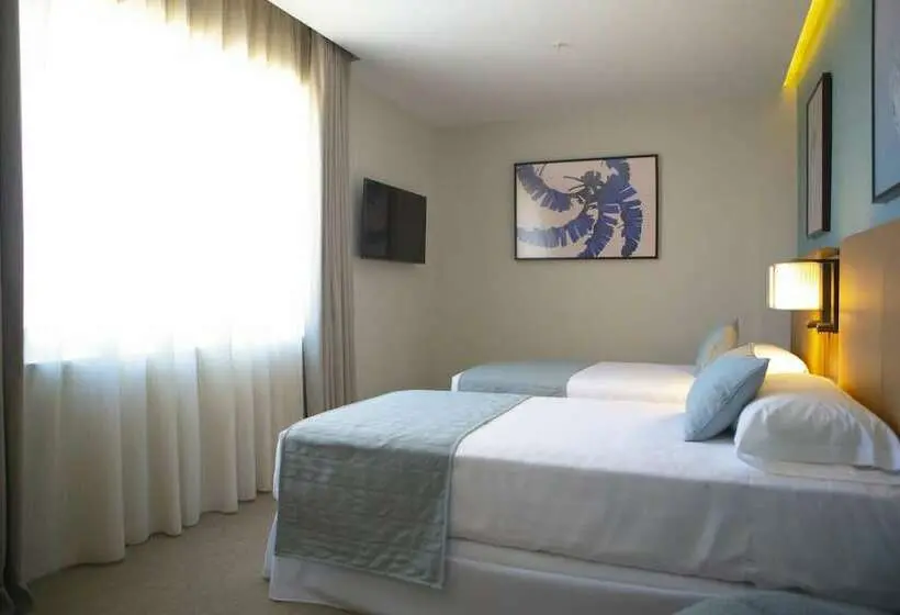 اتاق لوکس, Hotel Riu Plaza España