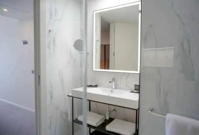 اتاق لوکس, Hotel Riu Plaza España