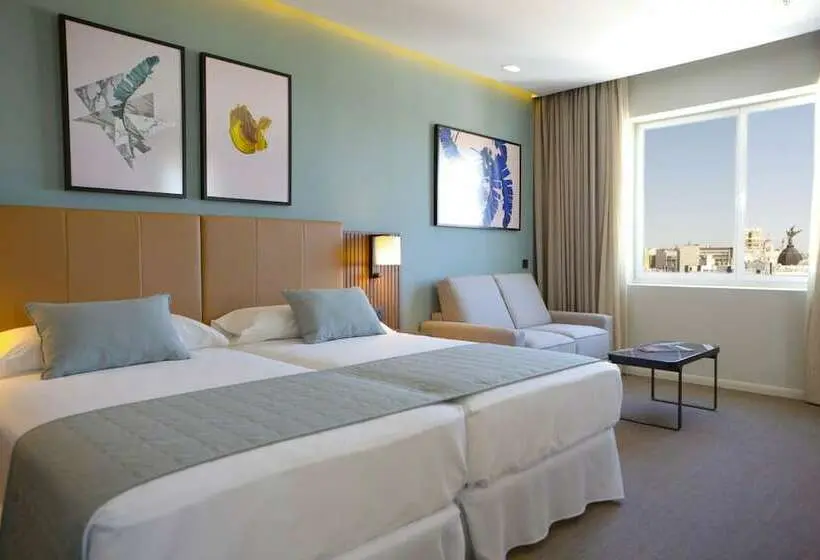 اتاق لوکس, Hotel Riu Plaza España