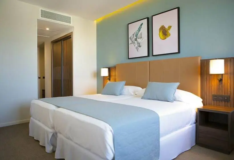 اتاق لوکس, Hotel Riu Plaza España