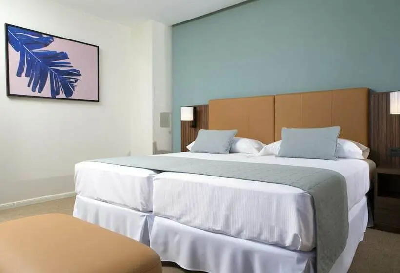 اتاق لوکس, Hotel Riu Plaza España