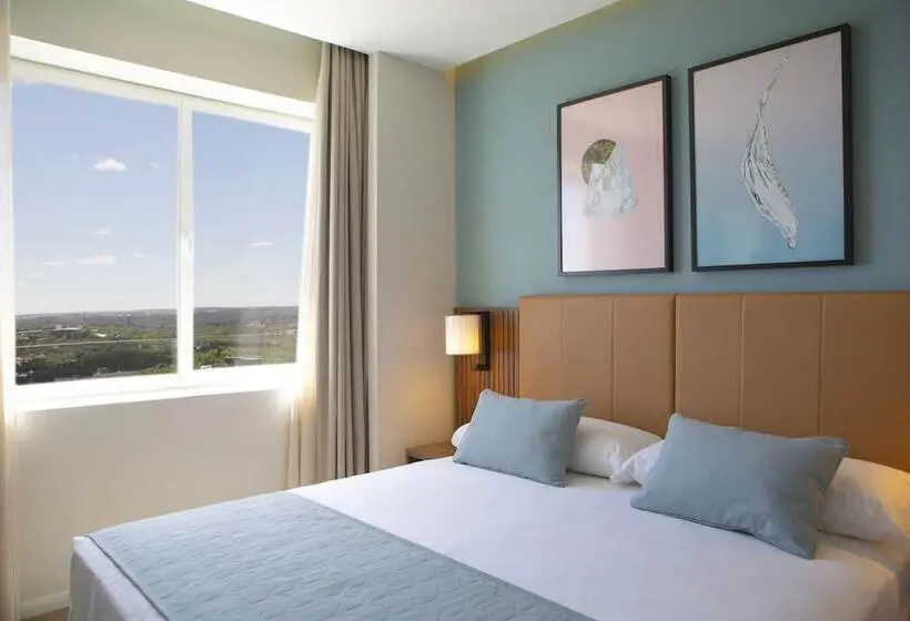 اتاق لوکس, Hotel Riu Plaza España