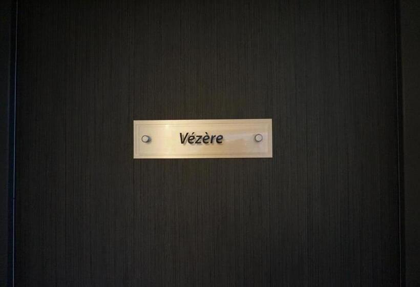 标准三人间, Hôtel Saint Roch, Saint Ybard