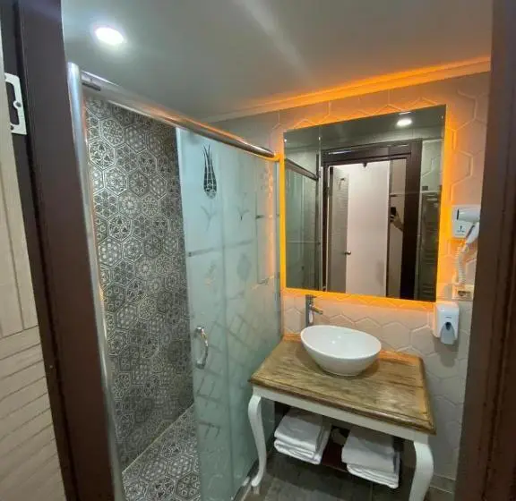اتاق خانوادگی, La Vie Konak Otel