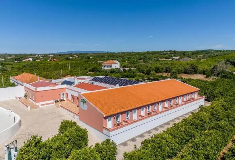 سوییت خانوادگی, Quinta Dos I's