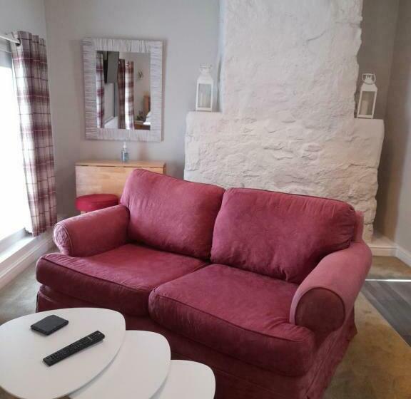 إستوديو قياسى سرير كينج, The Raven Inn