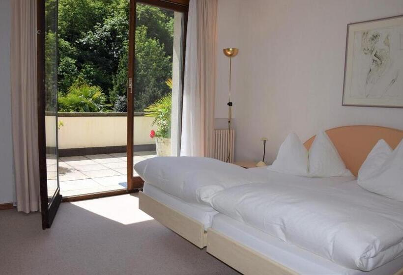 家庭公寓, Garni Villa Siesta Park