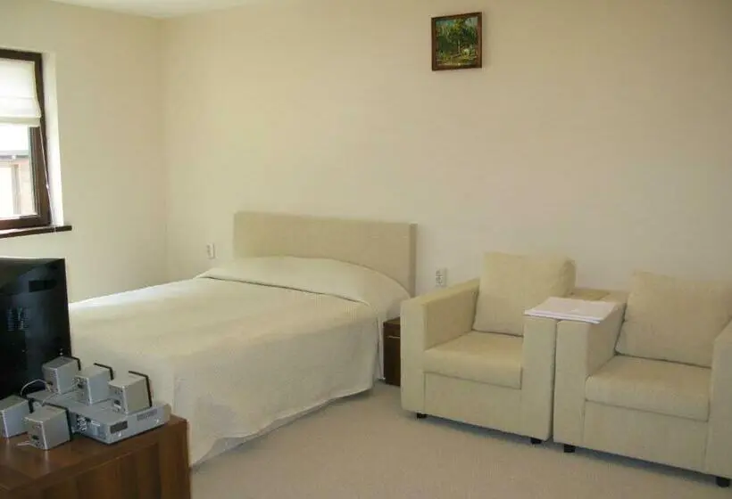 استودیوی استاندارد, Green Life Family Apartments Pamporovo