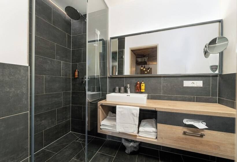 Люкс, 24 By Avenida   Mountain