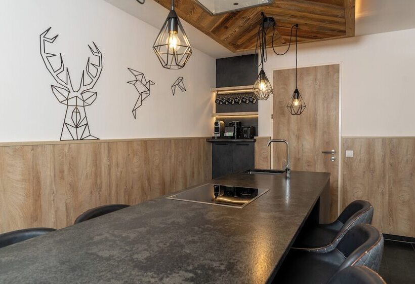 Люкс, 24 By Avenida   Mountain