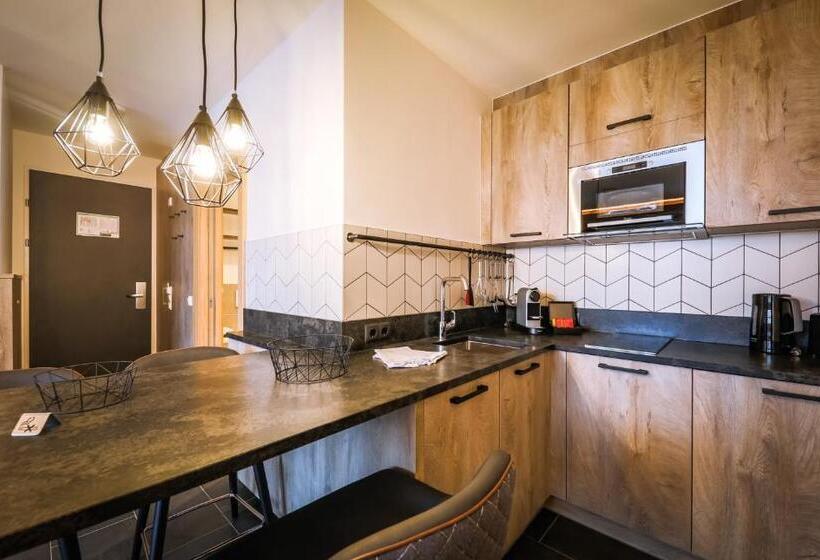 Люкс, 24 By Avenida   Mountain