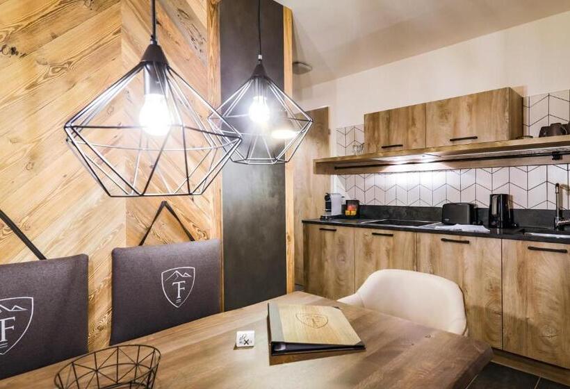 Люкс 2 Спальни, 24 By Avenida   Mountain