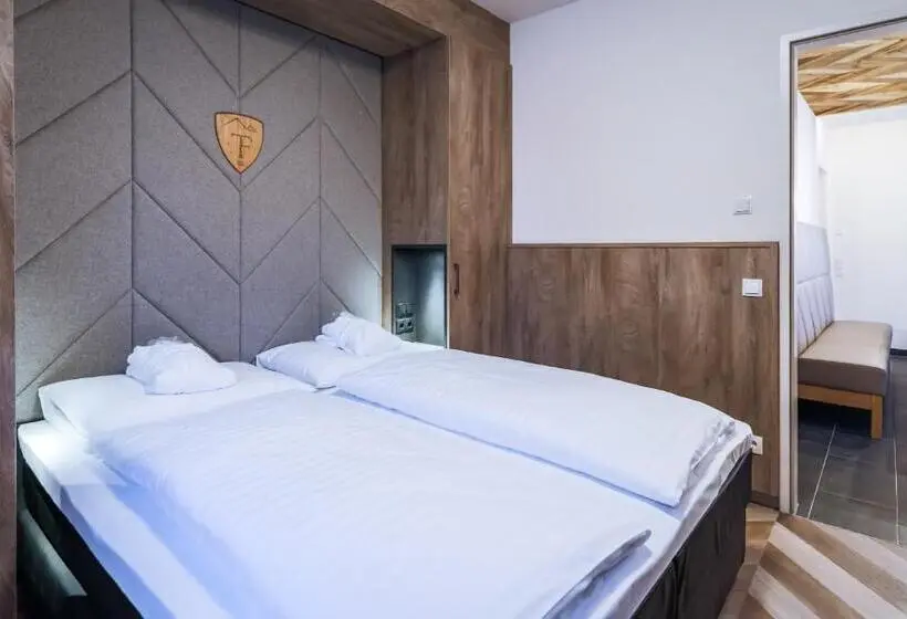 3 Bedroom Suite, 24 By Avenida   Mountain