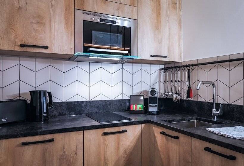 Люкс, 24 By Avenida   Mountain