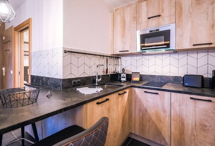 Люкс, 24 By Avenida   Mountain