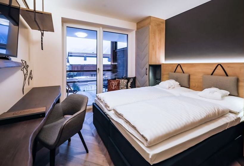 Номер Стандарт, 24 By Avenida   Mountain