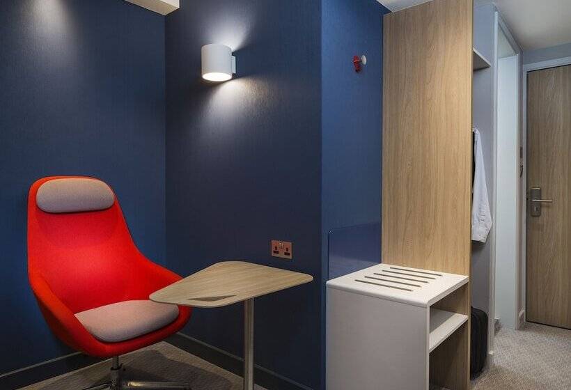 Номер Стандарт Двуспальная Кровать, Holiday Inn Express   Rouen Centre   Rive Gauche, An Ihg