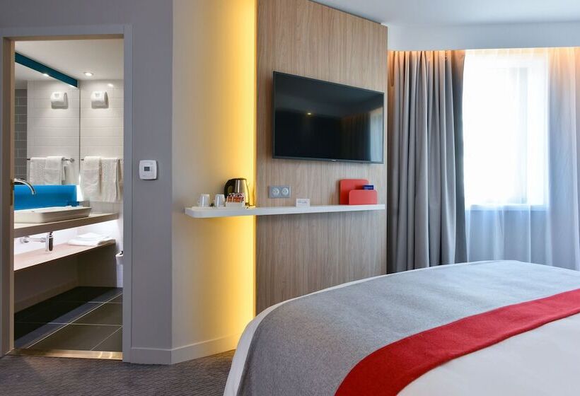 Номер Стандарт Двуспальная Кровать, Holiday Inn Express   Rouen Centre   Rive Gauche, An Ihg