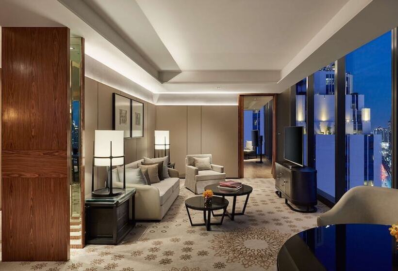 جناح بريميوم, Hyatt Regency Bangkok Sukhumvit