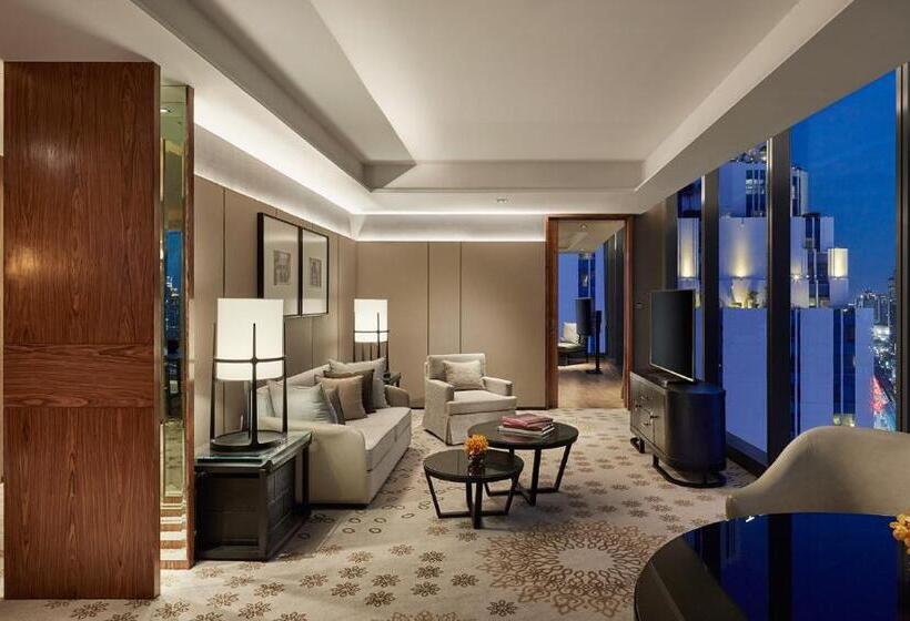 جناح بريميوم, Hyatt Regency Bangkok Sukhumvit