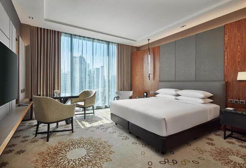 غرفة قياسية سرير كينج, Hyatt Regency Bangkok Sukhumvit