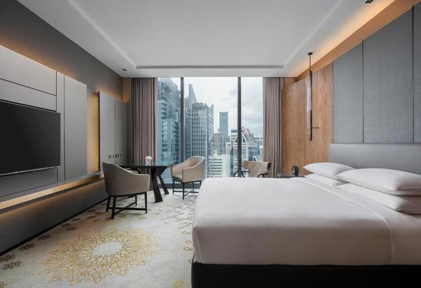 غرفة قياسية سرير كينج, Hyatt Regency Bangkok Sukhumvit