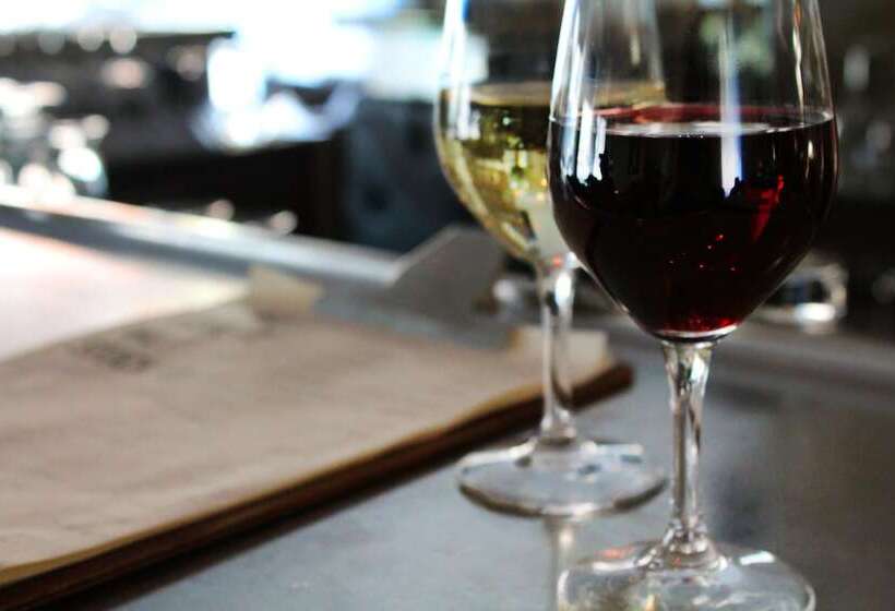 חדר סופריור, Ottilia