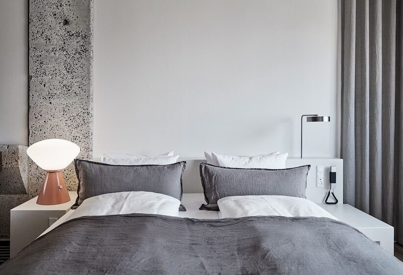 סוויטה, Ottilia