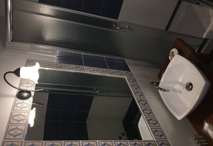 Номер Стандарт, Palazzo Cestari