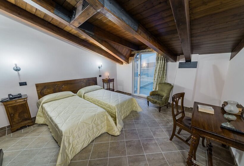 Номер Стандарт, Palazzo Cestari