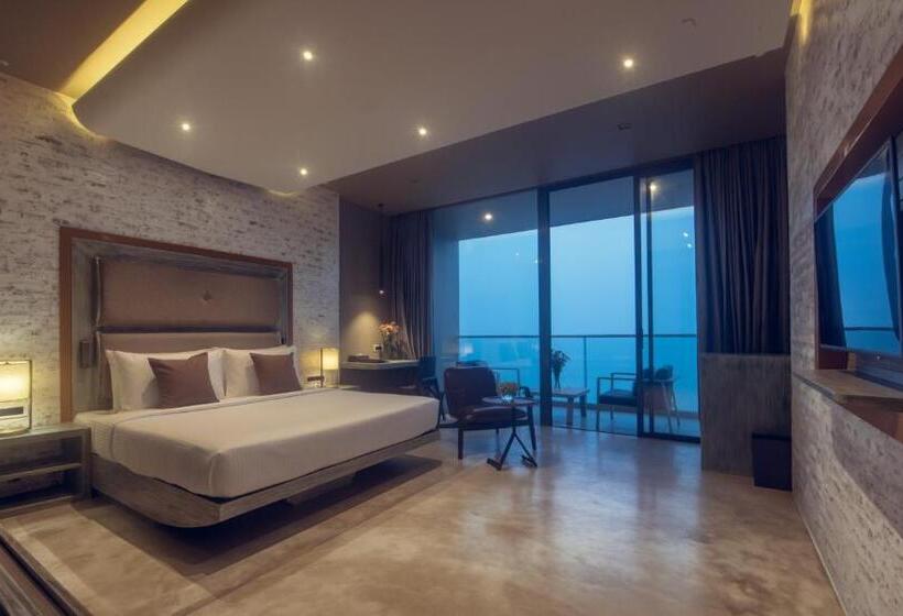 Номер Deluxe Вид на Море, Pledge Scape