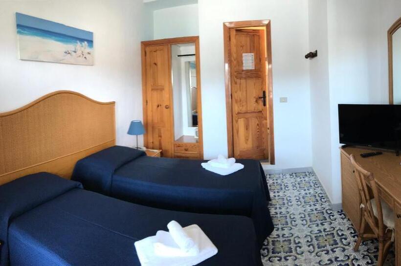 Номер Стандарт, Rojas