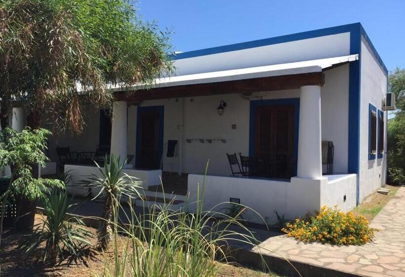 Номер Стандарт Трехместный, Rojas