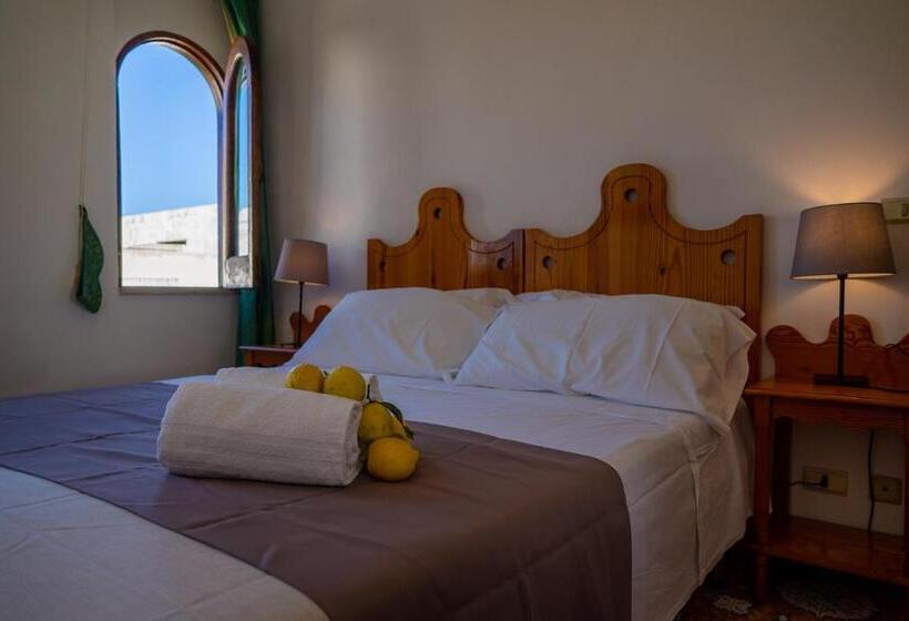 Трежместный Номер Economy, Rojas