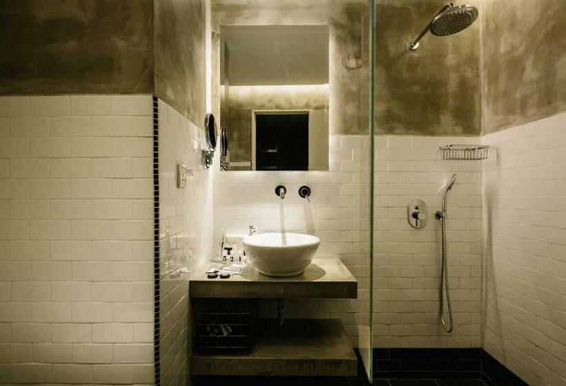 Deluxe Zimmer Kingsize Bett, Rosa Malacca