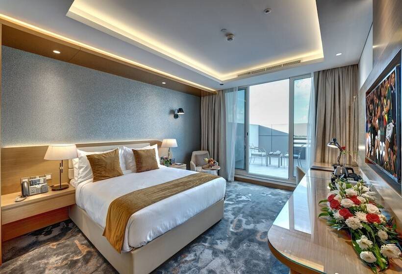 带大床的行政房间, The S Hotel Al Barsha