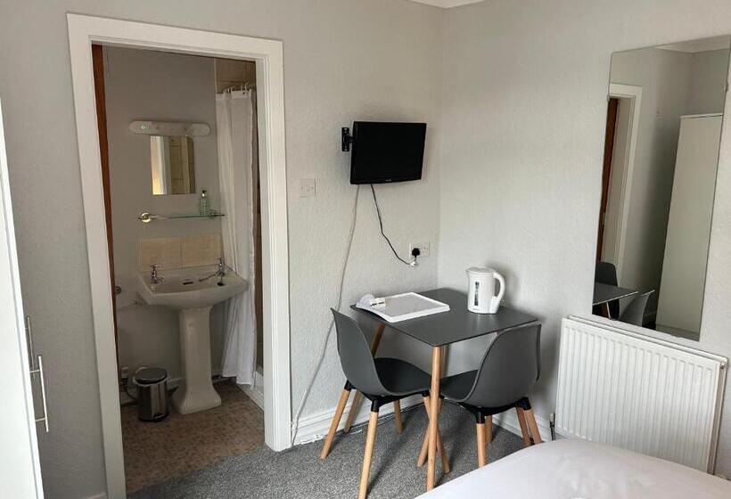 חדר סטנדרט יחיד, The Clifton Seafront