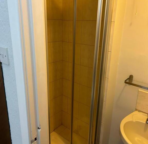 חדר סטנדרט יחיד, The Clifton Seafront