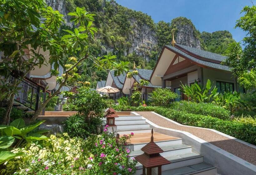 غرفة ديلوكس, The Scene Cliff View Villas