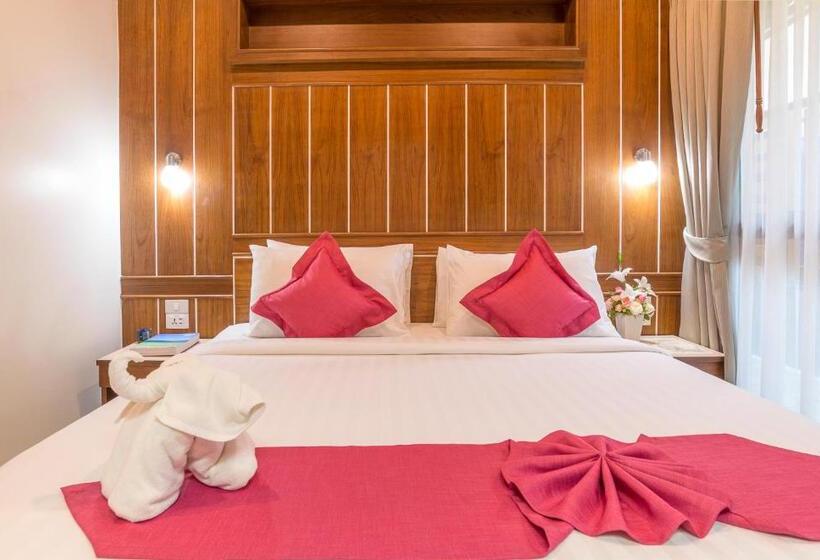 غرفة عائلية, The Scene Cliff View Villas