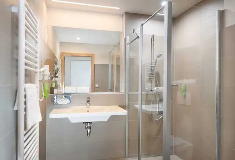 デラックストリプルルーム, Jufa Hotel Neutal
