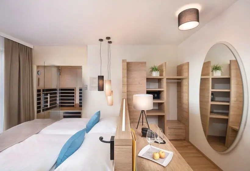 デラックストリプルルーム, Jufa Hotel Neutal