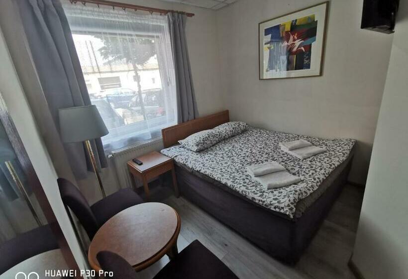 اتاق اکونومی, Sleep&fly