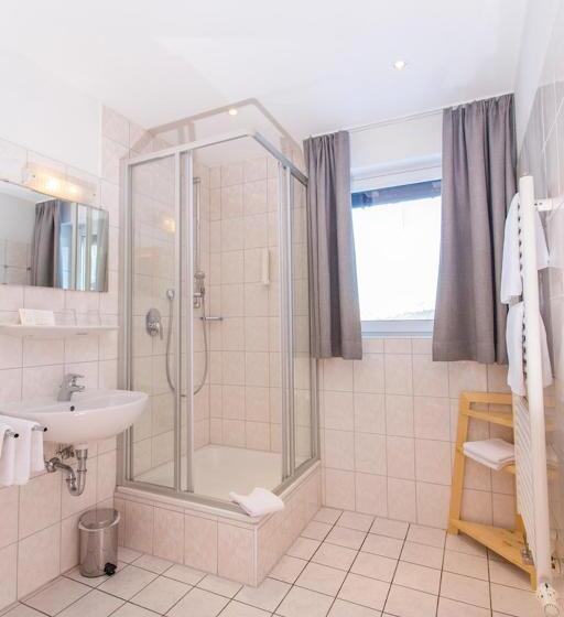 スーペリアールーム, Alpengasthof Hörnlepass