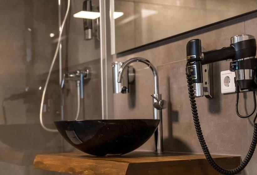 Quarto Familiar, Altstadt Hotel Self Check In