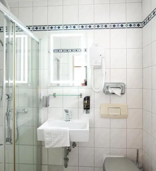 Standard-huone, Bluchertal