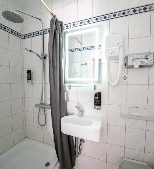Standard Kolmen Hengen Huone, Bluchertal
